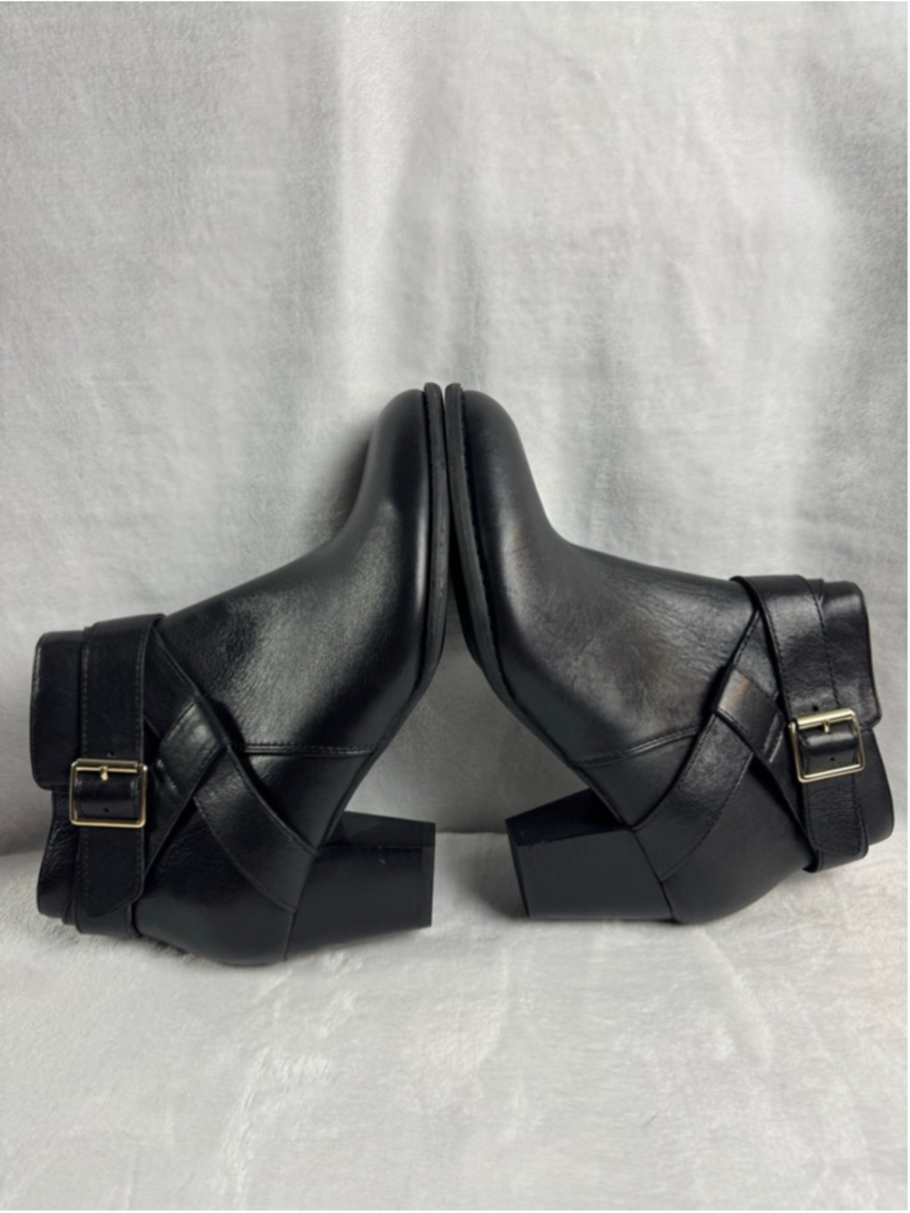 Vionic Trinity Black Ankle Boots/Booties Size 8 with Gold Buckle Block Heel - Picture 6 of 9